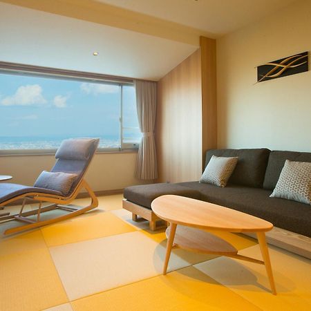 Hotel 山荘 風の杜 Sanso Kazenomori Minoh Esterno foto