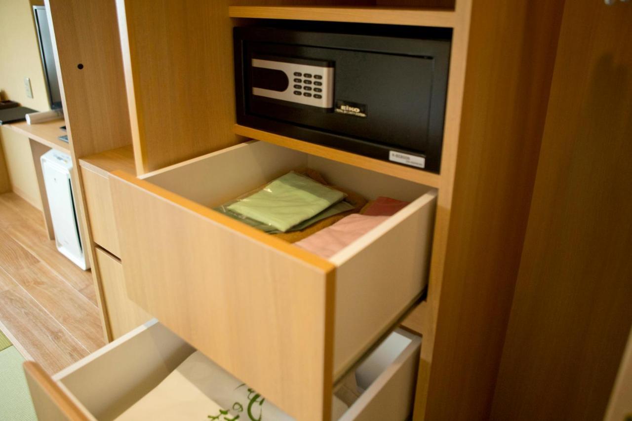 Hotel 山荘 風の杜 Sanso Kazenomori Minoh Esterno foto