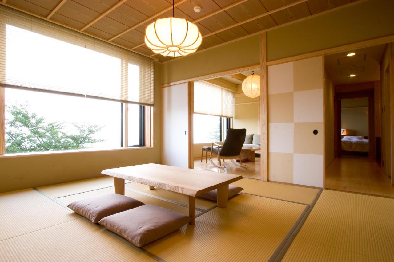 Hotel 山荘 風の杜 Sanso Kazenomori Minoh Esterno foto