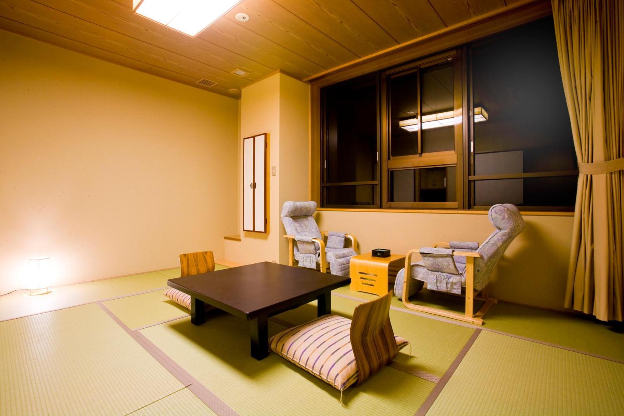 Hotel 山荘 風の杜 Sanso Kazenomori Minoh Esterno foto