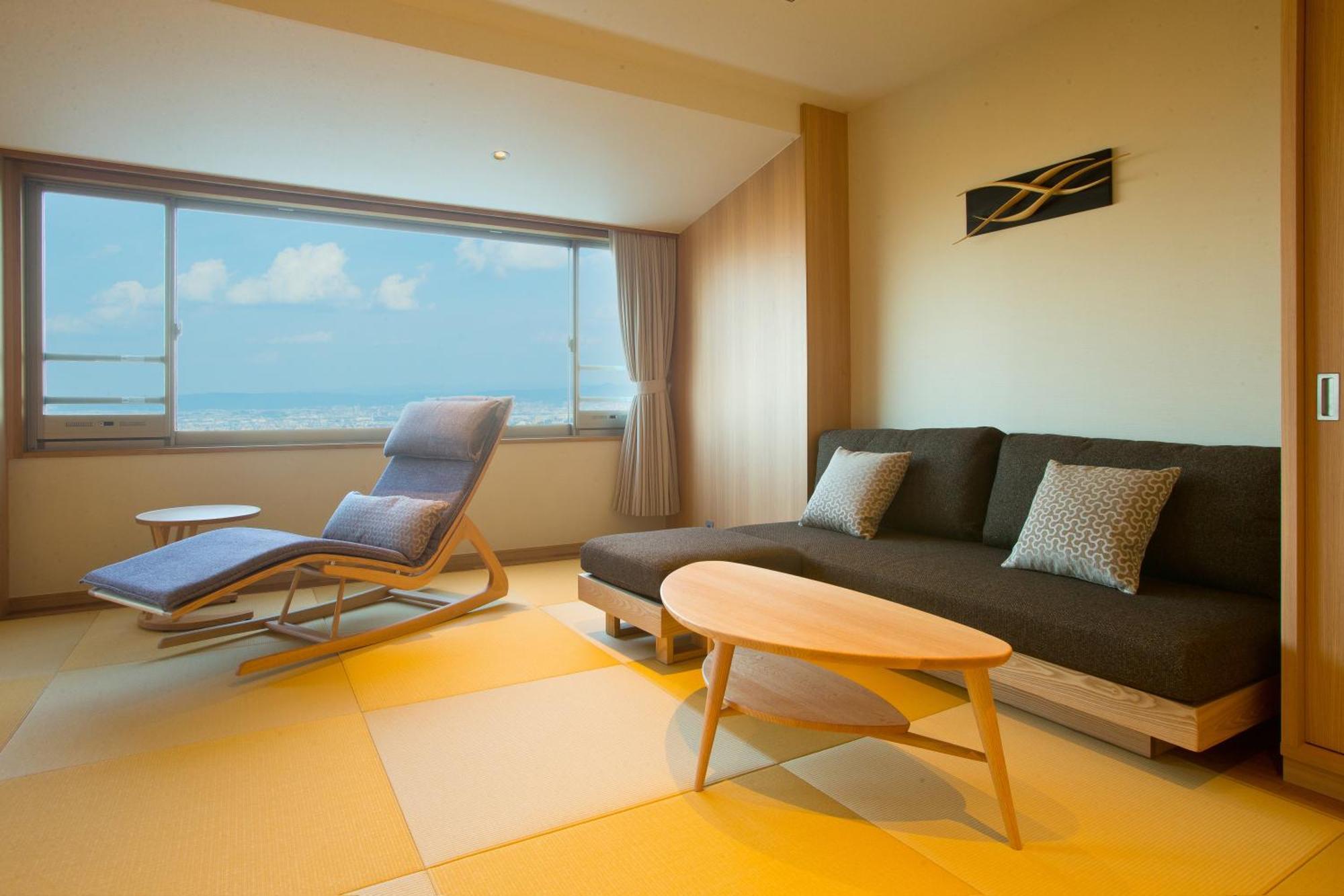 Hotel 山荘 風の杜 Sanso Kazenomori Minoh Esterno foto