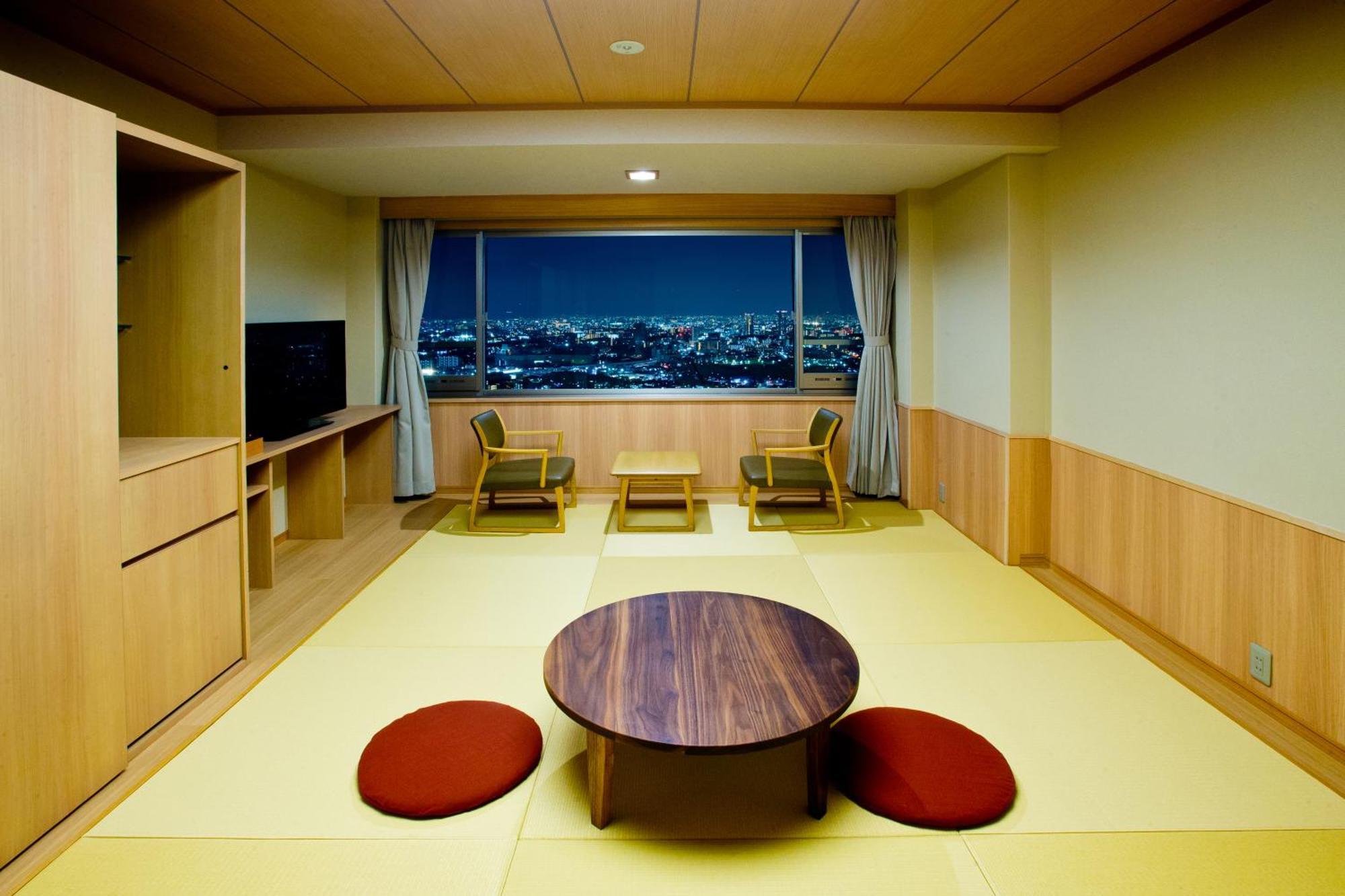 Hotel 山荘 風の杜 Sanso Kazenomori Minoh Esterno foto