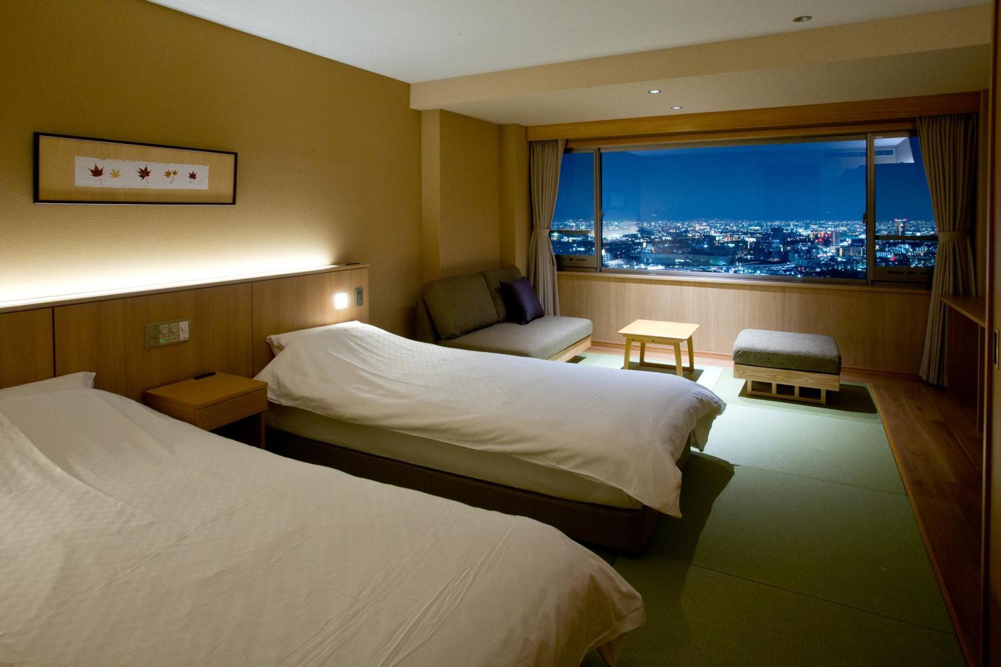 Hotel 山荘 風の杜 Sanso Kazenomori Minoh Esterno foto