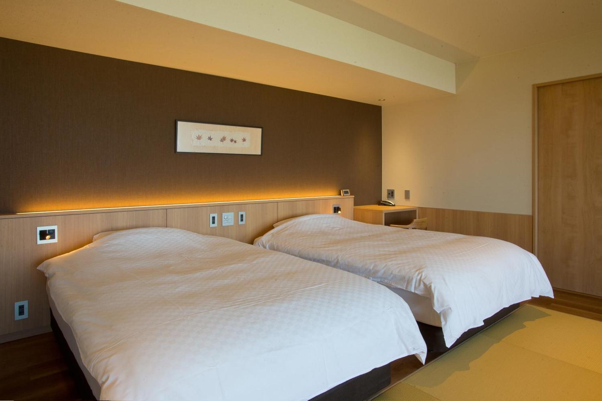 Hotel 山荘 風の杜 Sanso Kazenomori Minoh Esterno foto